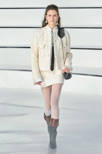 Look 62